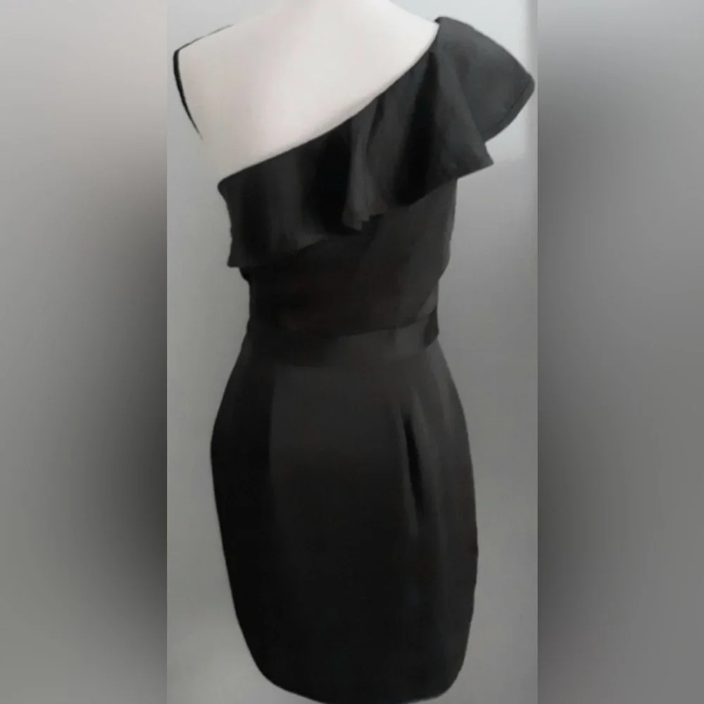 BCBGeneration Black One Shoulder Dress NWT - Picture 2 of 7
